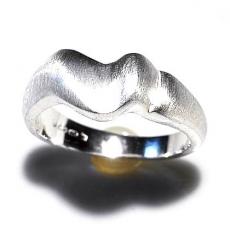 St��brn� prsten